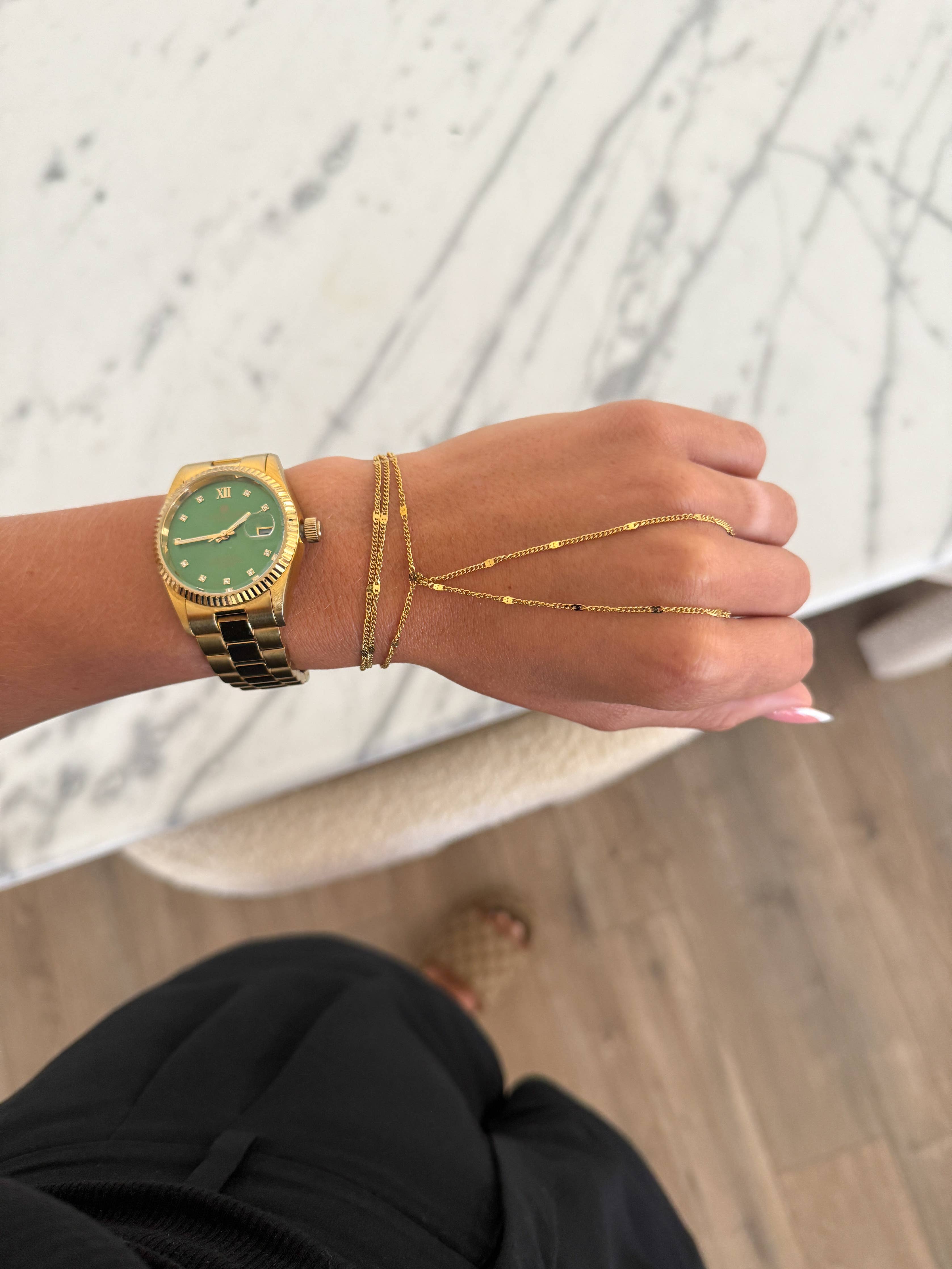 The Elizabeth Hand Chain