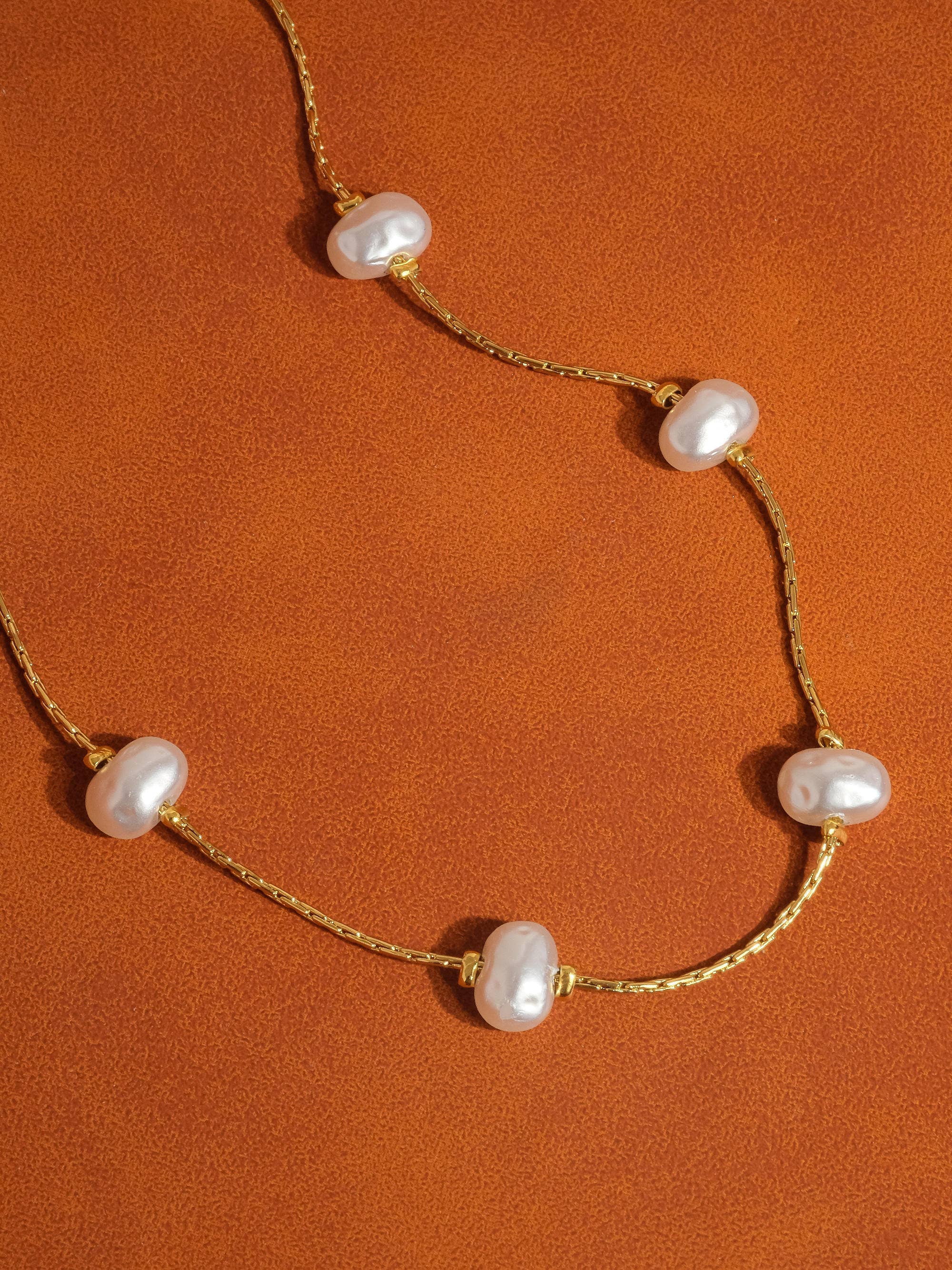 The Eleanor Pearl Necklace