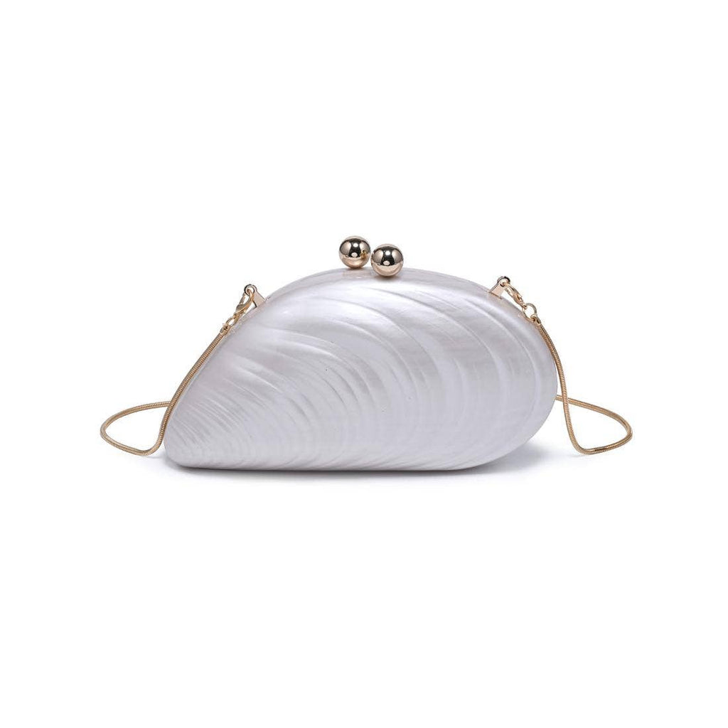 The Capri Clutch