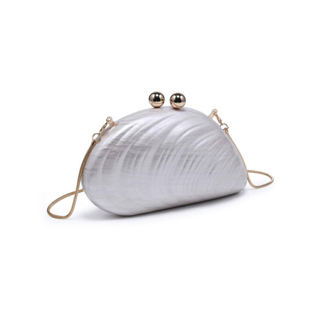 The Capri Clutch