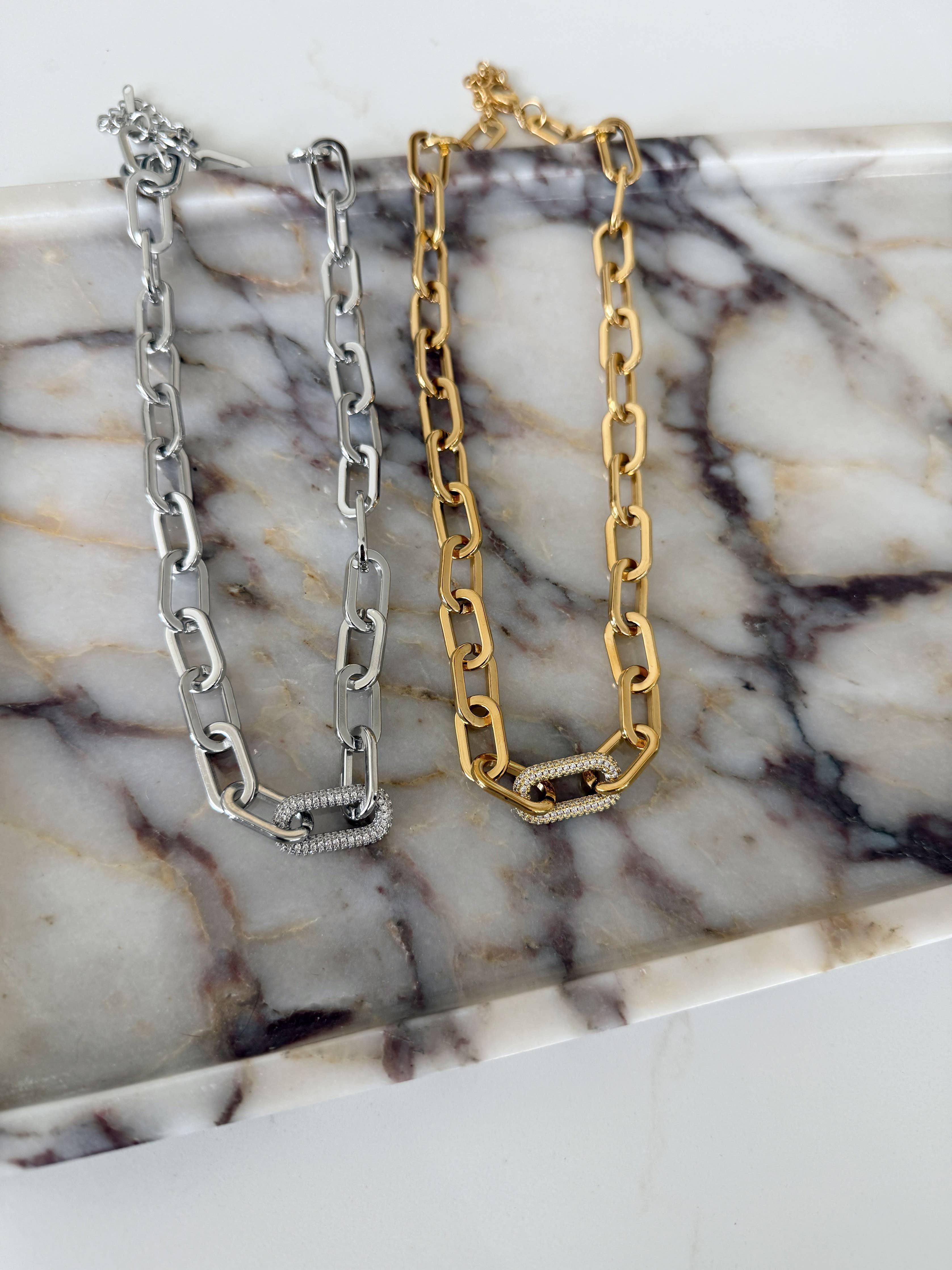 The Ava Chain Necklace - Gold